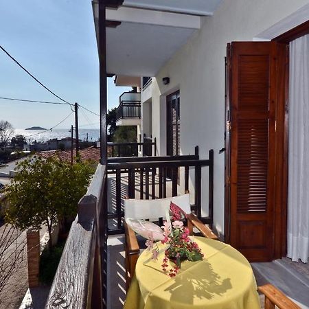 Aris Junior Studio & Apartments Neo Klima Esterno foto