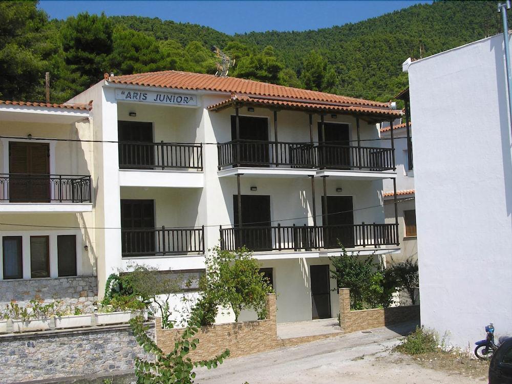 Aris Junior Studio & Apartments Neo Klima Esterno foto