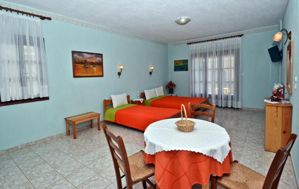 Aris Junior Studio & Apartments Neo Klima Camera foto